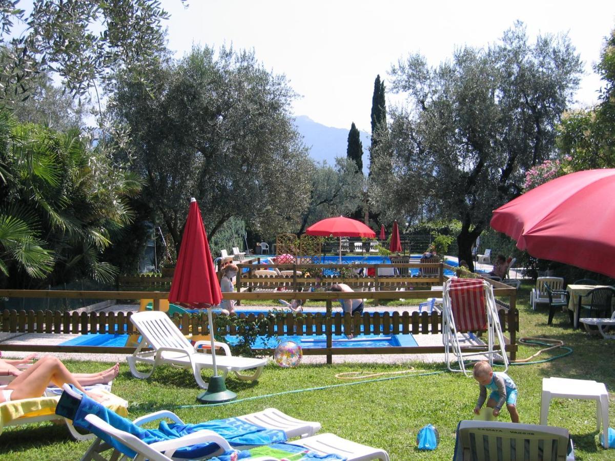 Residence Cascata Varone Riva del Garda Exteriör bild