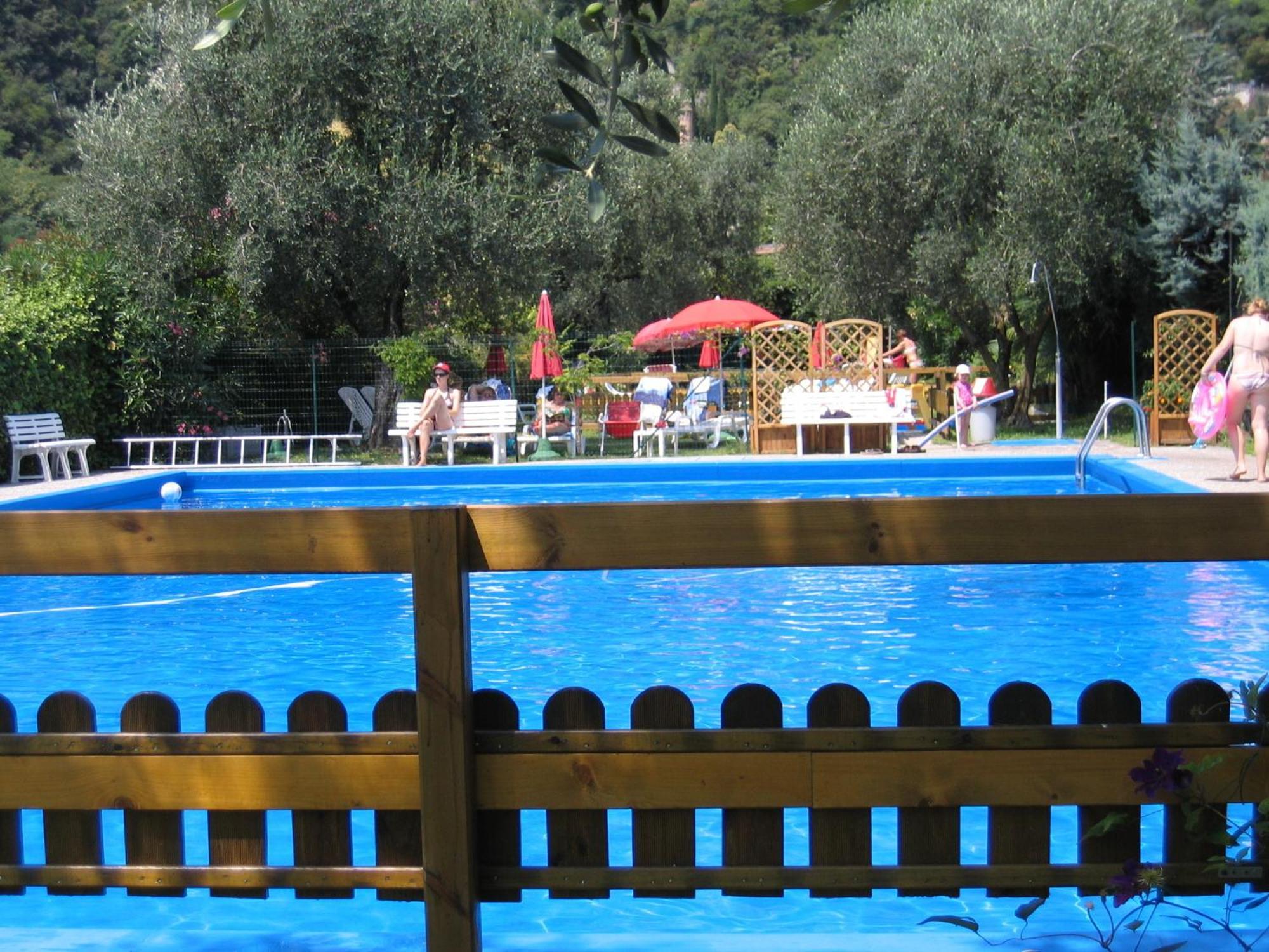 Residence Cascata Varone Riva del Garda Exteriör bild